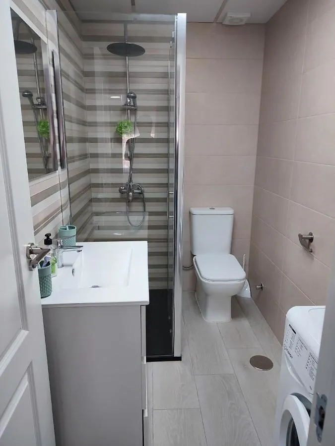 Estudio De La Rosa Torremolinos 0*,